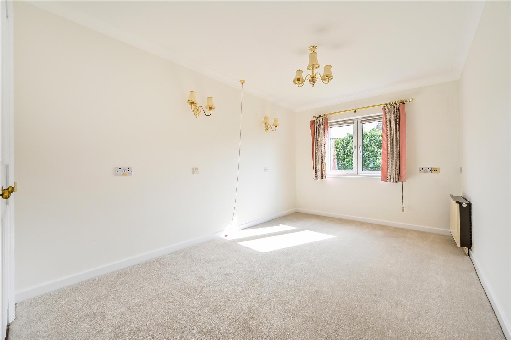 Henty Gardens, Chichester Charles Peck